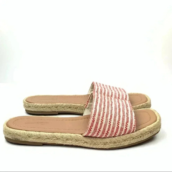 Universal threads sandals size 7 red white slip on Espadrille slides square toe - Picture 2 of 11